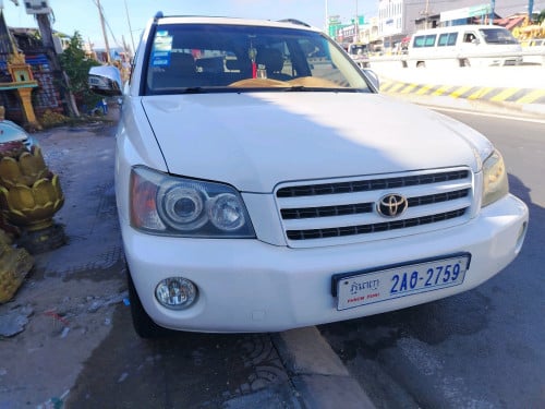 ឡានលក់ឆ្នាំ03បុង2លីមីធីតទឹកថ្នាំស្រិនមួយជុំឯកសាគ្រុប15580$