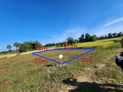 ដីលក់ 10m x 20m