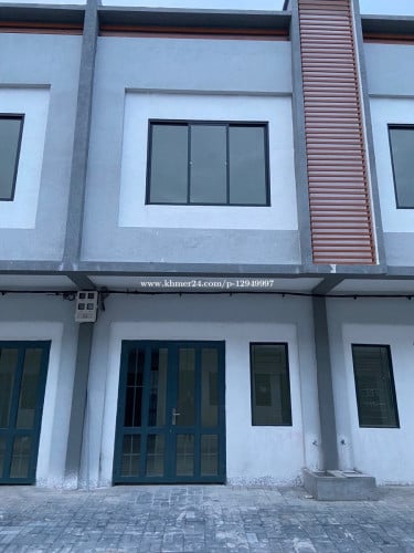 ផ្ទះថ្មីលក់នៅអរិយក្សត្រ$25000