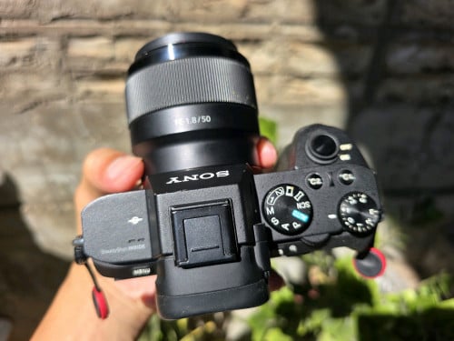 លក់ SONY A7II + Len 50mm F1.8, 3 Battery, UV/CPL filter