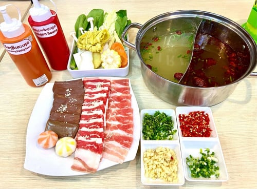 ឈ្មោះម្ហូបស៊ុបសុីឈ័ន  ខ្ញុំមានរូបមន្ត ជាSOPសម្រាប់លក់របៀប ធ្វើមេស៊ុបទឹកជ្រលក់នុងបង្រៀនផ្ទាល់