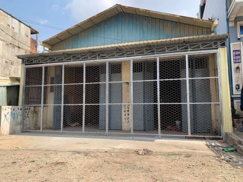 🔰ឃ្លាំងសម្រាប់ជួលនៅបឹងសាឡាង ទួលគោក ។