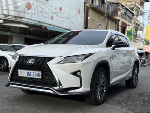 ម្ចាស់ដេីមកាត់ឈ្មោះជូន😘