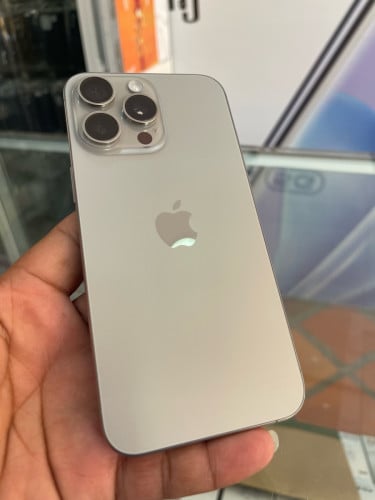 15 pm ស្ទើអេក្រង់