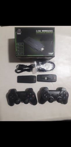 2 Game sticks and 2 gamepads