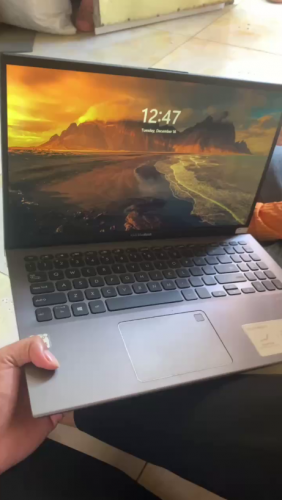Asus VivoBook 15