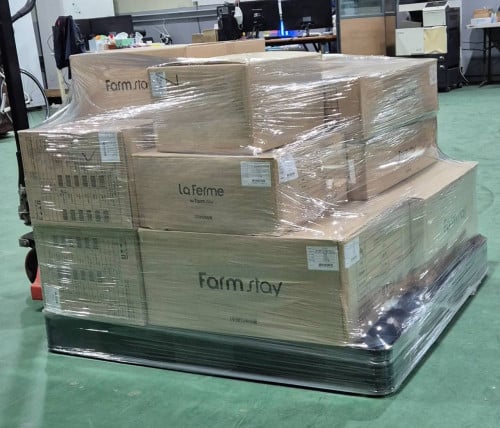 Farm stay korean Cosmetics resale lower them cost price