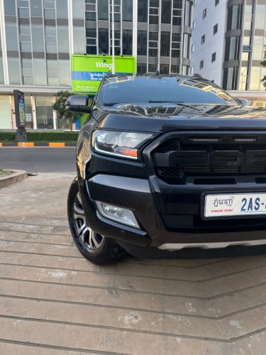 Ford Ranger Wiltrak 2017 Foll ធានាឡានថ្មីខុសឡានចាក់សាំងម៉ាពេញឲ្យទៅវិញ