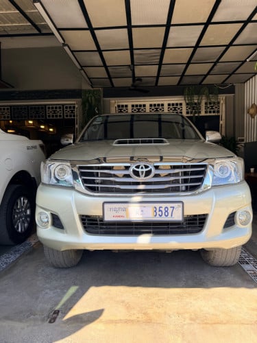 Hilux Vigo 2012