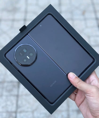 Honor Magic V5 China Version 16GB/512GB ស្អាត 99%