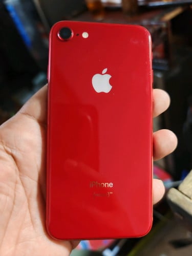 iPhone 8 សាណុំ ណែន 64g