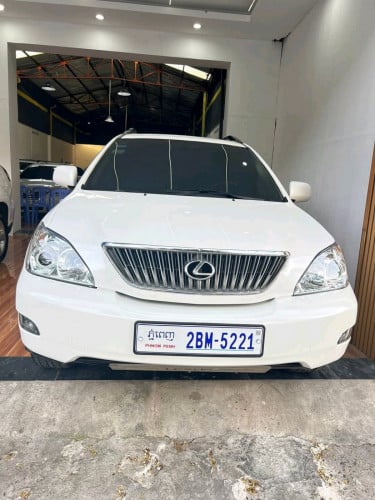 Lexus RX330 half full year 2004 p1