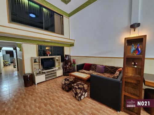 N021 | Fully Furnished 3 Bedrooms Apartment in BKK3 For Rent