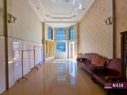 N438 | Flat Apartment 3 Bedrooms For Rent Near Russian Market