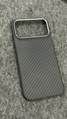 Original Carbon Case 17PM ប្រេីបាន1អាទិត្យ