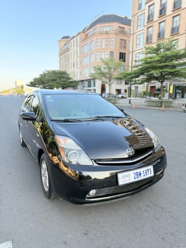 Prius 08 full ក្នុងលឿង