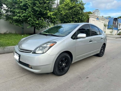 Prius 2004 Half Full