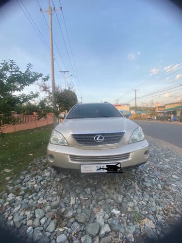 Rx400h ប៉ុង2​ ទឹកមាស​ ចង់ដូរយកអាលផាត​ 010