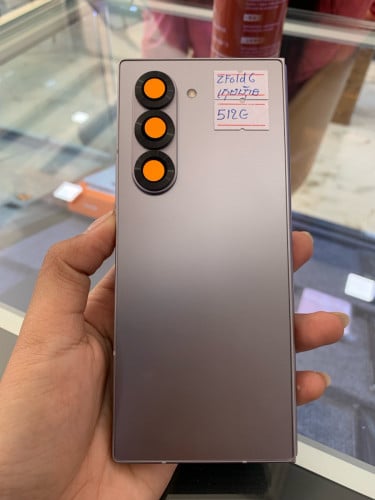 Samsung ZFold6 512g ក្រុមហ៊ុន