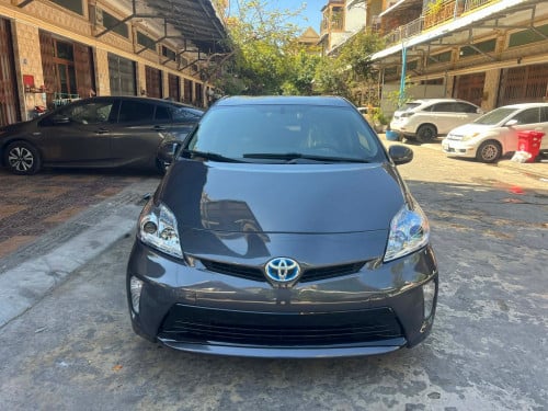 Toyota Prius 2015
