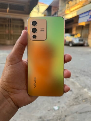 Vivo V23 5G 12g/256g (វៃដូរបាន)👉$145
