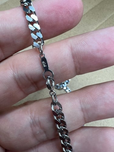 ខ្សែក ជជុះ ក្រូមេ ប្លាទីនស