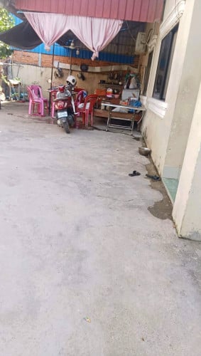 ផ្ទះលក់នៅតាខ្មៅ(ចរចារ)