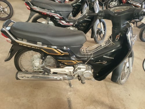 ម៉ូតូស្អាតម៉ាសុីនតាន់