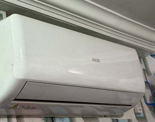 ម៉ាស៊ីនត្រជាក់លក់ មានច្រើនគ្រឿហ