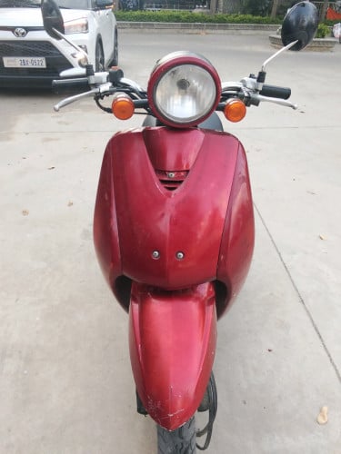 ម៉ូតូនៅស្អាត