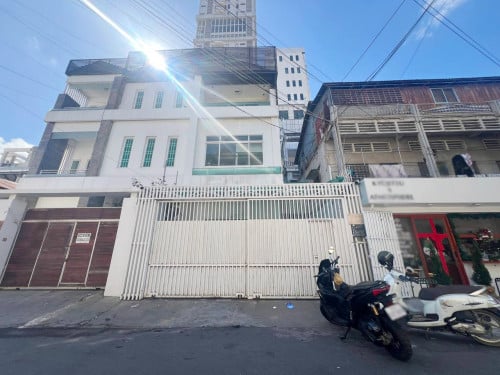 ផ្ទះអាជីវកម្មសម្រាប់ជួលនៅជិតផ្សារទួលទំពូង