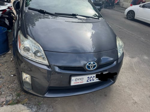 ចង់លក់ឡានស្អាតបងប្អូន