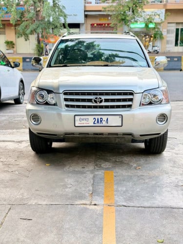 ឡានលក់ថ្មីណាស់