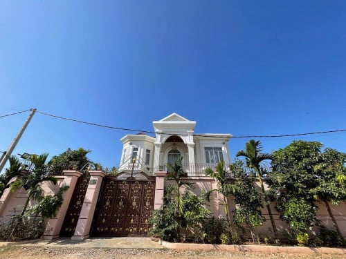 ផ្ទះវីឡាលក់