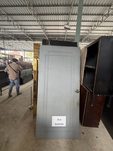 ទ្វារឈេីខ្នាត1.95x90cm