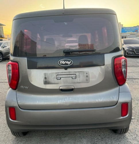 ឆ្នាំ2013 ឡានថ្មីសាង7700$