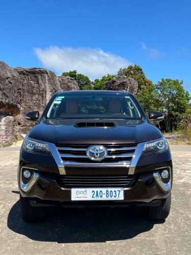 មហាកំពូលថ្មី Fortuner 2017 ថ្នាំសុីនមួយជុំ