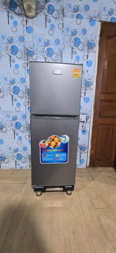 ទូរទឹកកកម៉ាក Luckybird ថែមជើងទ្រ