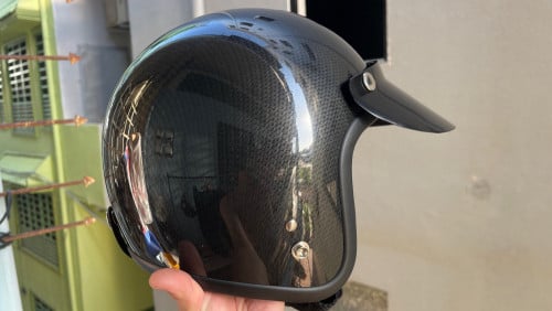 មួក​សុវត្ថិភាព One Side