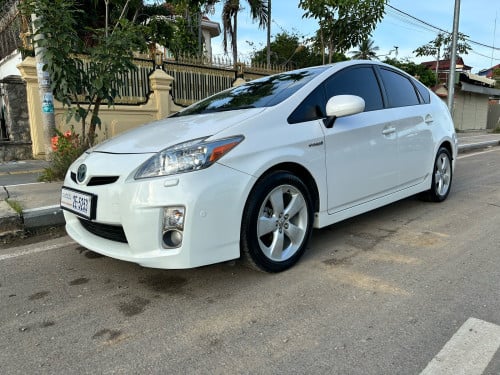 ធានាឡានស្អាតខ្លាំង Prius2010 option5 Advanced