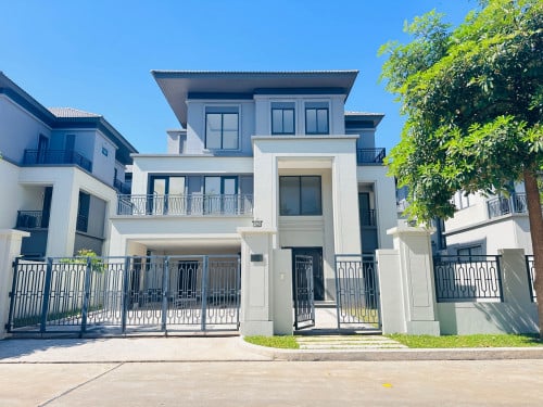 🏡វីឡាឃ្វីន២លក់បន្ទាន់ស្ថិតនៅបុរីជីបម៉ុងហ្គ្រេនភ្នំពេញ