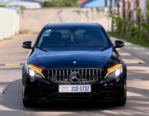 🔥C300🆙C63 015កាន់💰8900$💸ដកឡានភ្លាមបង់រំលស់ជាមួយឃ្លាំងផ្ទាល់