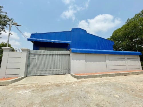 ឃ្លាំងសម្រាប់លក់ ជិតប្រលានយន្តហោះពោធិ៍ចិនតុង | Warehouse For Sale Near Por Chen Tong Airport