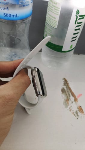 Apple Watch S3 42mm ថ្ម99% តម្លៃពិសេសឆាត