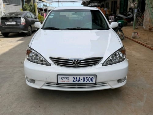 Camery ឆ្នាំ 2002 LE ABS កៅអីចុច ថ្មីណាស់