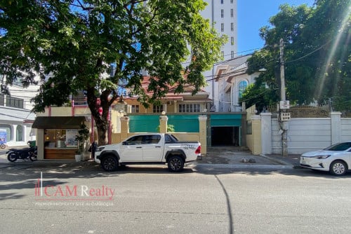 Commercial Space For Rent In BKK1