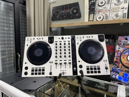 DDJ flx6 white