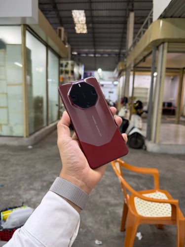 Huawei Mate 60RS Ultimate តម្លៃ 599$