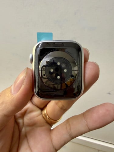 I watch series 6 44mm Cellular + GPS ថ្មីតែ Activate រួចហើយ Battery Health 100%