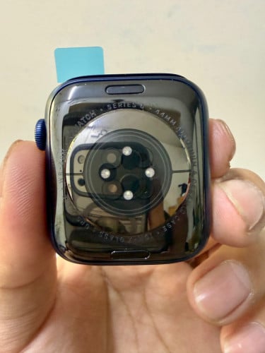 I watch series 6 44mm Cellular + GPS ថ្មីតែ Activate រួចហើយ Battery Health 100%